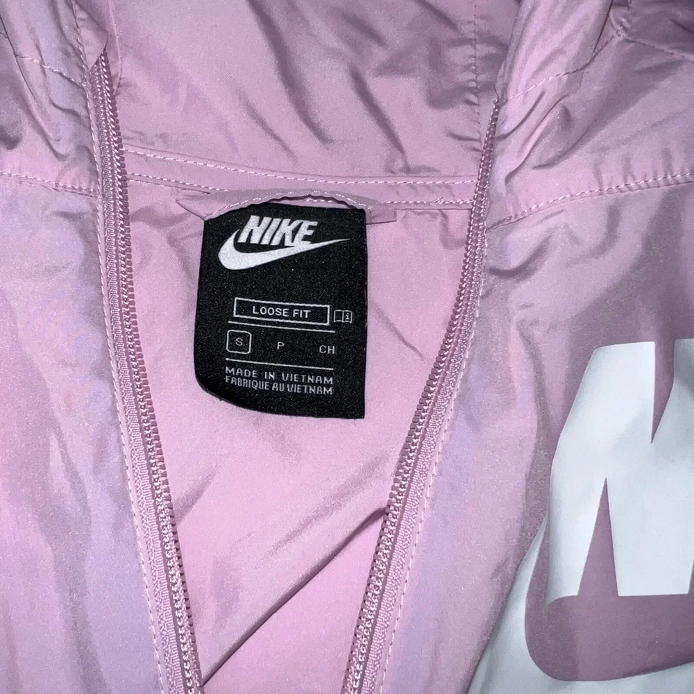Nike Youth Blue and Pale Pink Logo Windbreaker